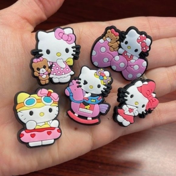 *NEW - 5 pcs* CUTE Sanrio Hello Kitty Shoe Charms for Your Crocs (Asst #10) - Picture 2 of 8